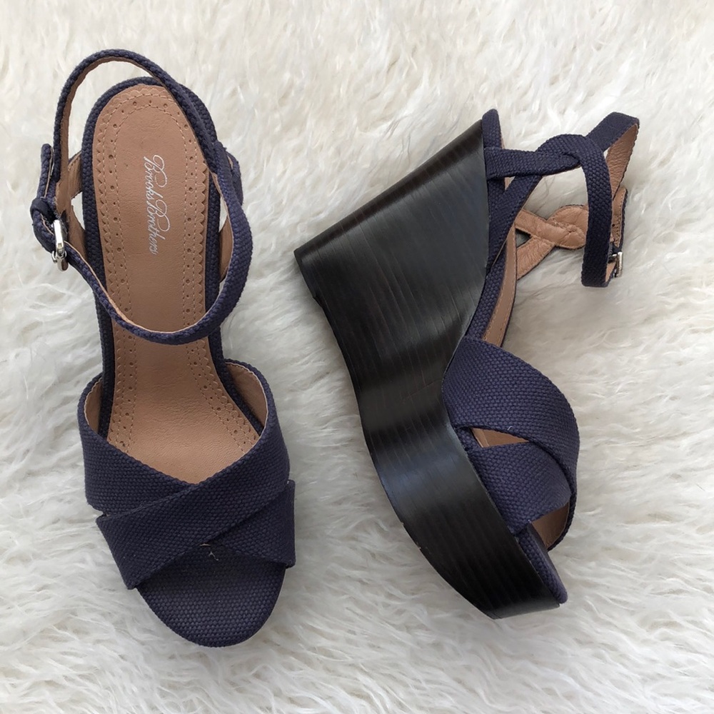 Brooks Brothers wedge sandal  EUC
